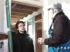 Sodomisee serji Franċiżi matur fil-gangbang ma papy