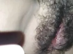 Sparar tagħbija ieħor fuq tagħha pussy hairy